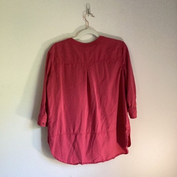 Westbound Petite M Raspberry 3/4 Sleeve Blouse With Split Neckline & Pockets - Picture 3 of 7